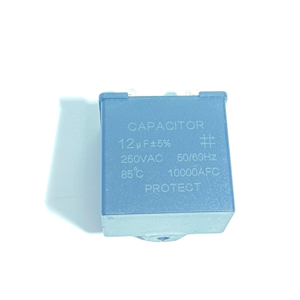 Capacitor 12 MF cuadrado