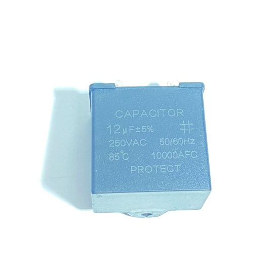 Capacitor 12 MF cuadrado